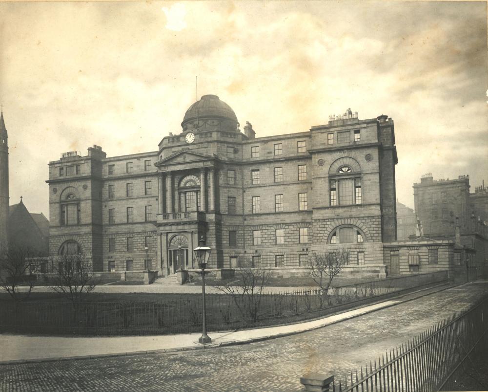 Image of the first radiology department at Glasgow Royal Infirmary