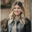 Vicki Greig smiling outside